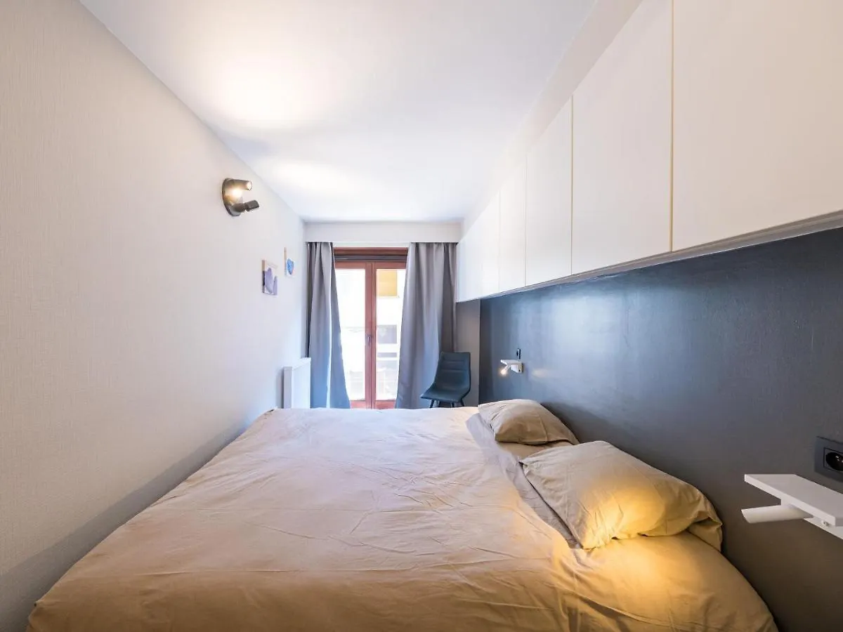 Spacious Apartment With View Middelkerke