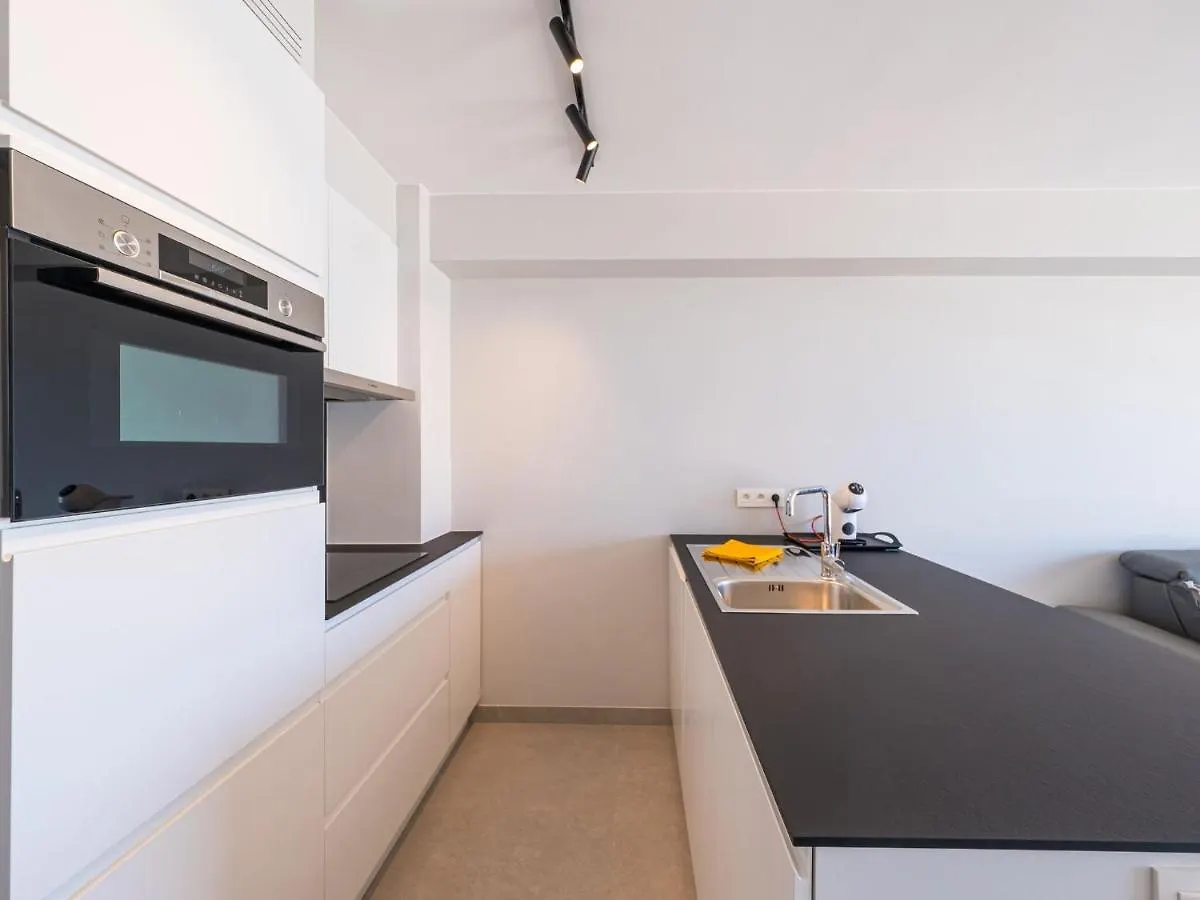 Spacious Apartment With View Middelkerke