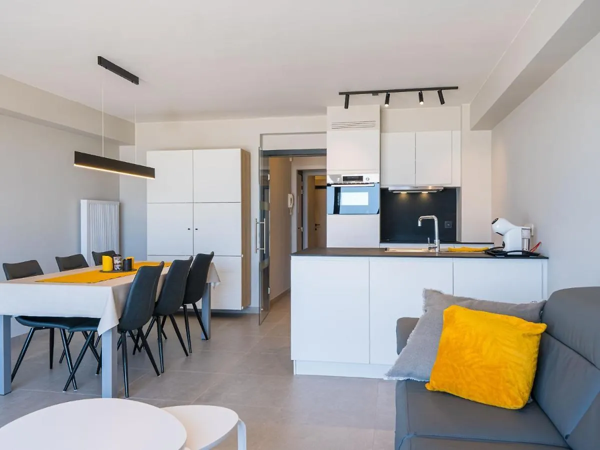 Spacious Apartment With View Middelkerke